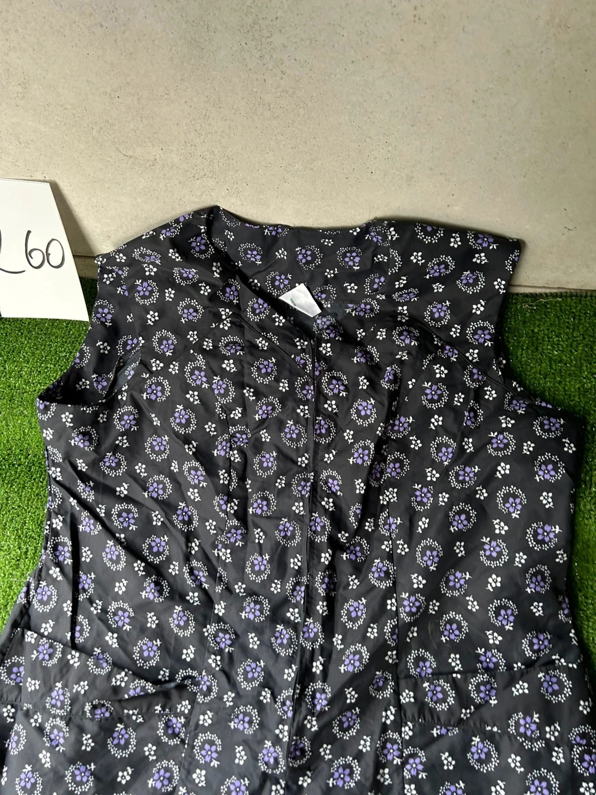 Kwaliteitsvolle vintage retro jurk h. T. met paarse patronen Lila zwart – photo 3